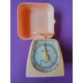 Camry Old-Fashion Kitchen Scale Light Pink