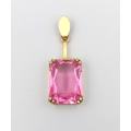 9ct gold and pink topaz pendant