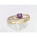 Heart-shaped amethyst and CZ ring (9ct gold)