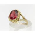 Red garnet ring (9ct gold) with rope design