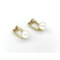 Classic pearl clip-on earrings (9ct gold)
