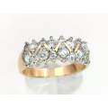 Stunning sparkly 9ct gold CZ ring