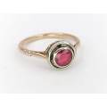 Classic round deep red garnet ring (9ct gold)