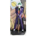 DC Comics - Lead, hand painted figurine with book - The Joker - #3 - Bid Now!