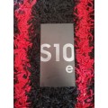 Samsung Galaxy S10e Almost Brand New