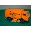Herpa 858005 HO Iveco Turbo Street Sweeper Truck with Marklin stake car