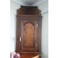 Lovely 18th century solid oak corner cabinet