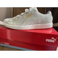 Puma Soft Foam Sneakers - Tekkies - Size 6