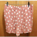 LADIES - BROWN AND WHITE SHORTS - MAKE - BE YOURSELF - SIZE - 44