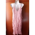 LADIES - PINK DRESS - MAKE - FOREVER NEW - SIZE - 10-38
