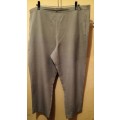 Ladies -  BrowN Pants - Make - Classics - Size - 18 EUR 46