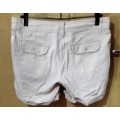 Ladies - Beige Shorts - Make - Woolworths - Size - 10/34