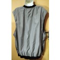 Ladies - Grey Golf Sleeveless Jacket  - Make - Golf Gear - Size - XXL