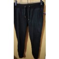 Ladies - Black Pants - Make - TS - Size - S