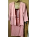 Ladies - 2 Pce Peach Outfit  - Make - Androgeni - Size - 38/37cm