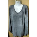 Ladies - Grey Top - Make - no make - Size - no size