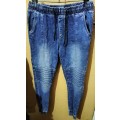 Ladies - Blue Jeans - Make - RT - Size - 30 skinny fit