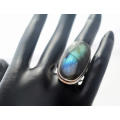 STUNNING VERY LARGE ELONGATED OVAL LABRADORITE STERLING SILVER RING. 925. MAGNIFICENT COLOURS! 12,7g