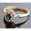 DAINTY VINTAGE ENGLISH 9ct YELLOW & WHITE GOLD SAPPHIRE AND DIAMOND RING JEWELLER CERTIFICATE R8'000