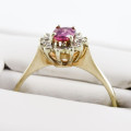 PRETTY PINK SAPPHIRE AND DIAMOND 9CT YELLOW GOLD RING. * JEWELLER EVALUATION R17`000*