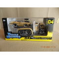 MAISTO -  04 - MUSCLE MACHINES - MACK FLATBED AND OLDSMOBILE CAR