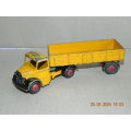 DINKY  SUPER TOYS  -  521  -  BEDFORD ARTICULATED LORRY