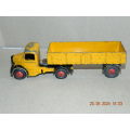 DINKY  SUPER TOYS  -  521  -  BEDFORD ARTICULATED LORRY