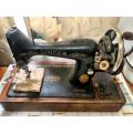 Singer Vintage Sewing Machine COLLECTION IN EAST LONDON ONLY !