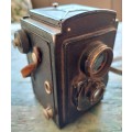 Vintage Voigtlander Twin lens Reflex (Brilliant) - 1932
