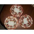 VICTORIAN 4 x SIDE CAKE PLATES + 3 x MATCHING SAUCERS MAJESTIC co