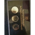 MARTIN LUTHER EHRUNG 1983 5 MARK COMMEMORITIVE COIN SET.