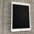 Apple iPad 5 Silver 32GB WiFi-Excellent Condition!