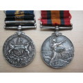 Set of two medals awarder to Pte/Tpe T. Richards.