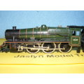 Mainline HO Steam Loco and Tender - For spares/ repairs.