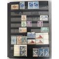 USA - 1960-1965 good selection of mint and used stamps, good value lot (8 photos)