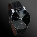 Classy Men's quartz watch in black