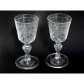 A pair of Engraved Bucket-bowl Georgian Port Wine or Dram Glasses. Circa 1790-1820. Ref.GL5