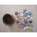 Small Basket 30 Lapel Buttons