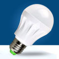 LED Light Bulbs: 5W 220V E27 in Warm White. Collections are allowed.