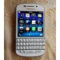 ICONIC BLACKBERRY Q10 IN ALMOST NEW CONDITION. 16GB, 2GB ram, 1.5ghz, 8mp