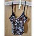 Ladies printed top Size small