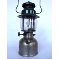 Beautiful vintage Coleman lamp 249 Scout, nice original condition!