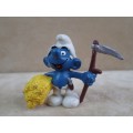20145 Farmer Smurf, vintage Smurfs figure. Shipping will only be charged once!