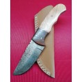 HANDMADE DAMASCUS STEEL HUNTING KNIFE !!!