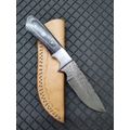 HANDMADE DAMASCUS STEEL HUNTING KNIFE !!!