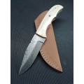 DAMASCUS STEEL HUNTING KNIFE !!!