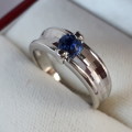 Platinum ring 0.40ct Sapphire