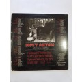 Hoyt Axton, Fearless LP, VG+