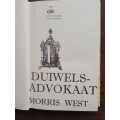 WEST, Morris - Duiwels Advokaat - [Boek Mosaiek # 29] - (Hardeband in Stofomslag)