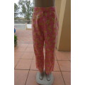 Cotton pants in cheerful yellow, pink and orange circle designs. High waisted. Size 37/13.